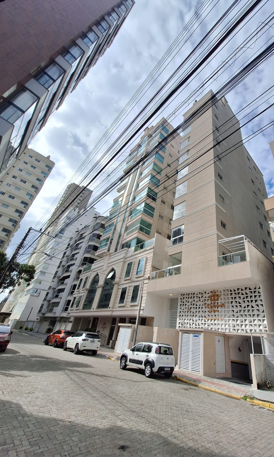 Apartamento com 3 quartos à venda em MEIA PRAIA, Itapema/SC · PropWase
