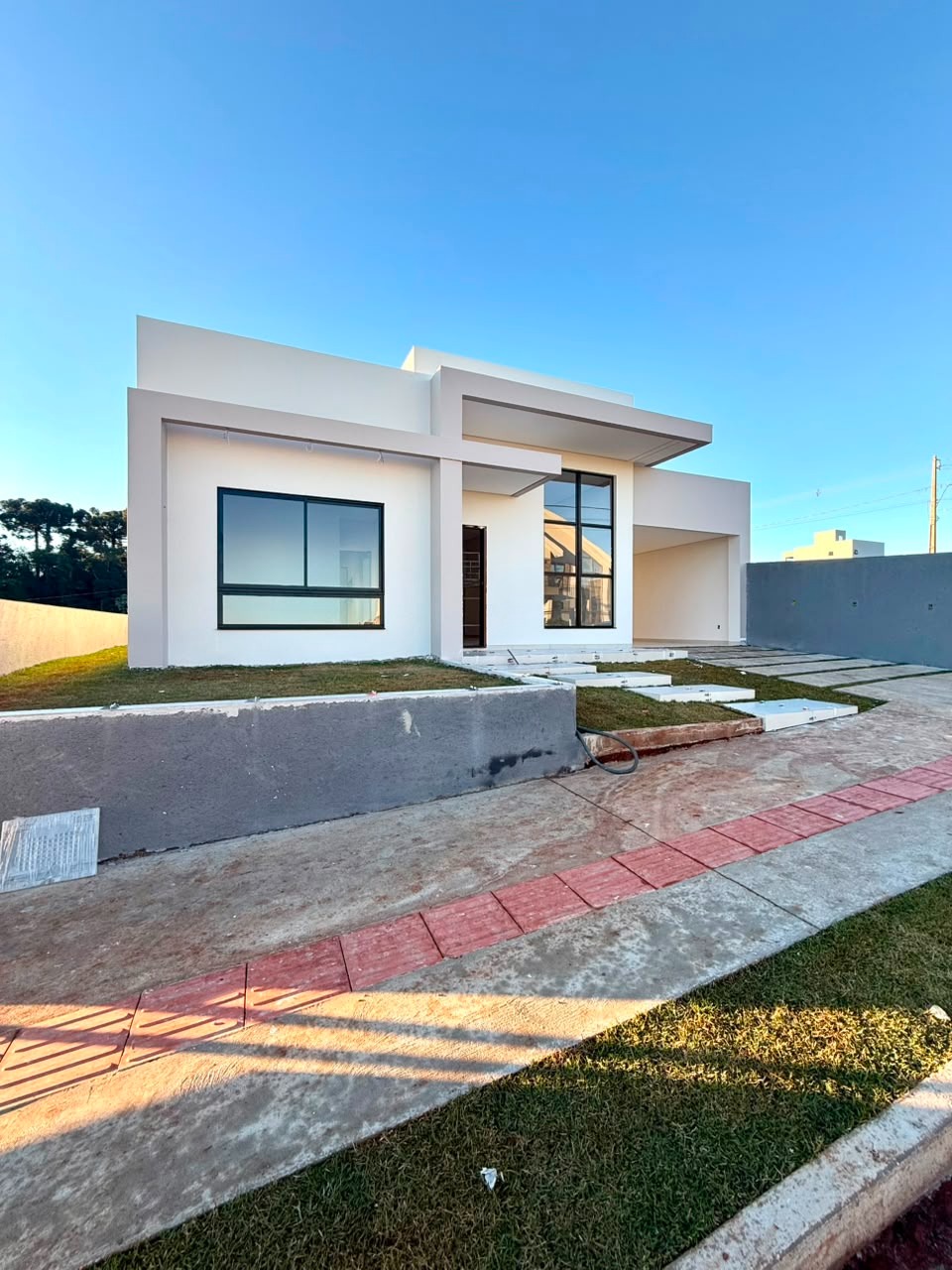 Casa à venda em Pioneiro, Pinhalzinho/SC · PropWase