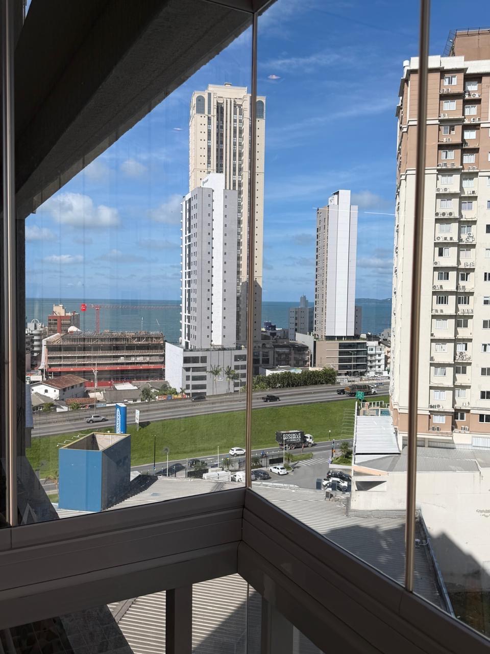Apartamento com 2 quartos à venda em Itapema/SC · PropWase