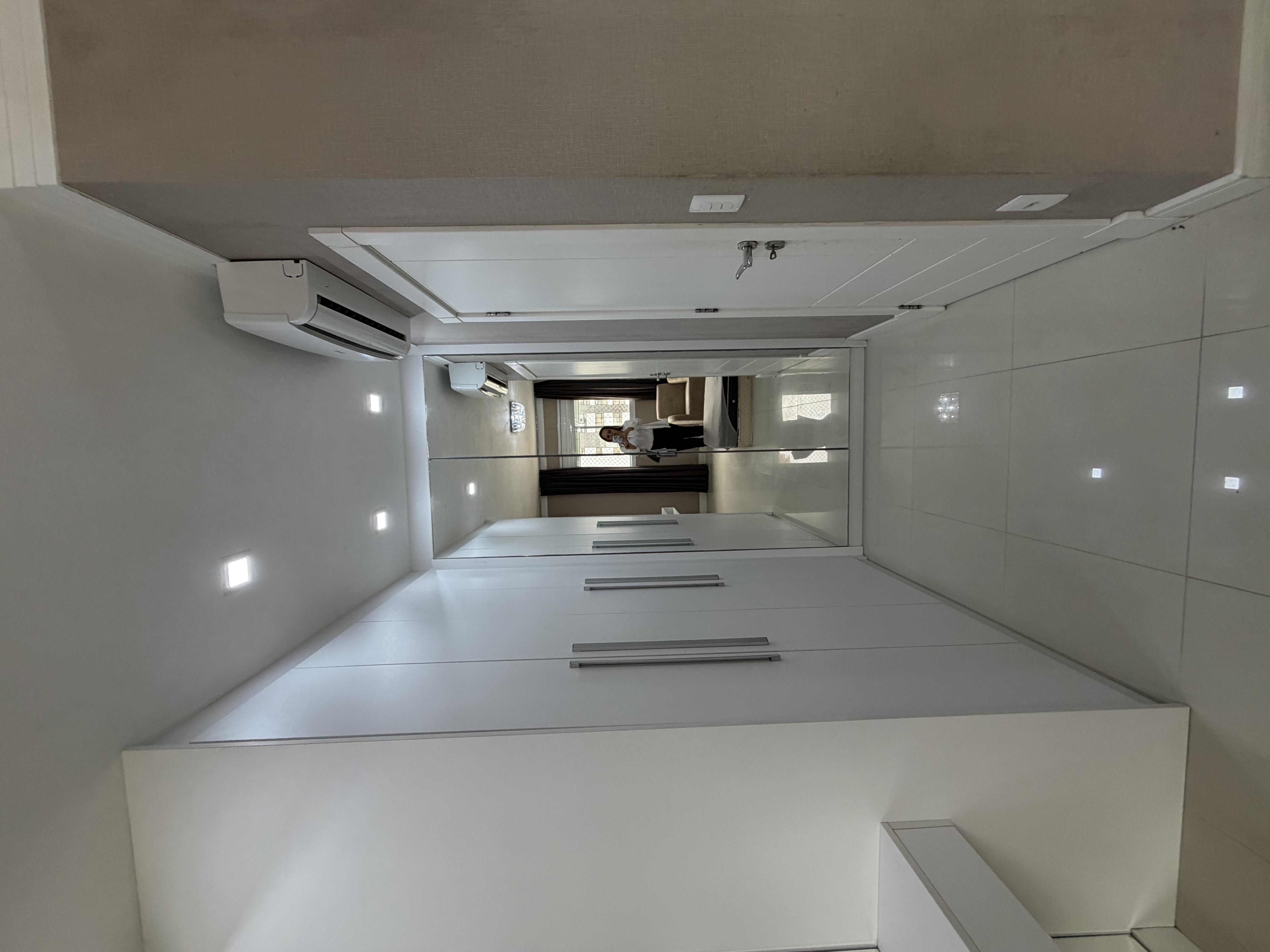 Duplex com 4 quartos à venda em Meia Praia, Itapema/SC · PropWase