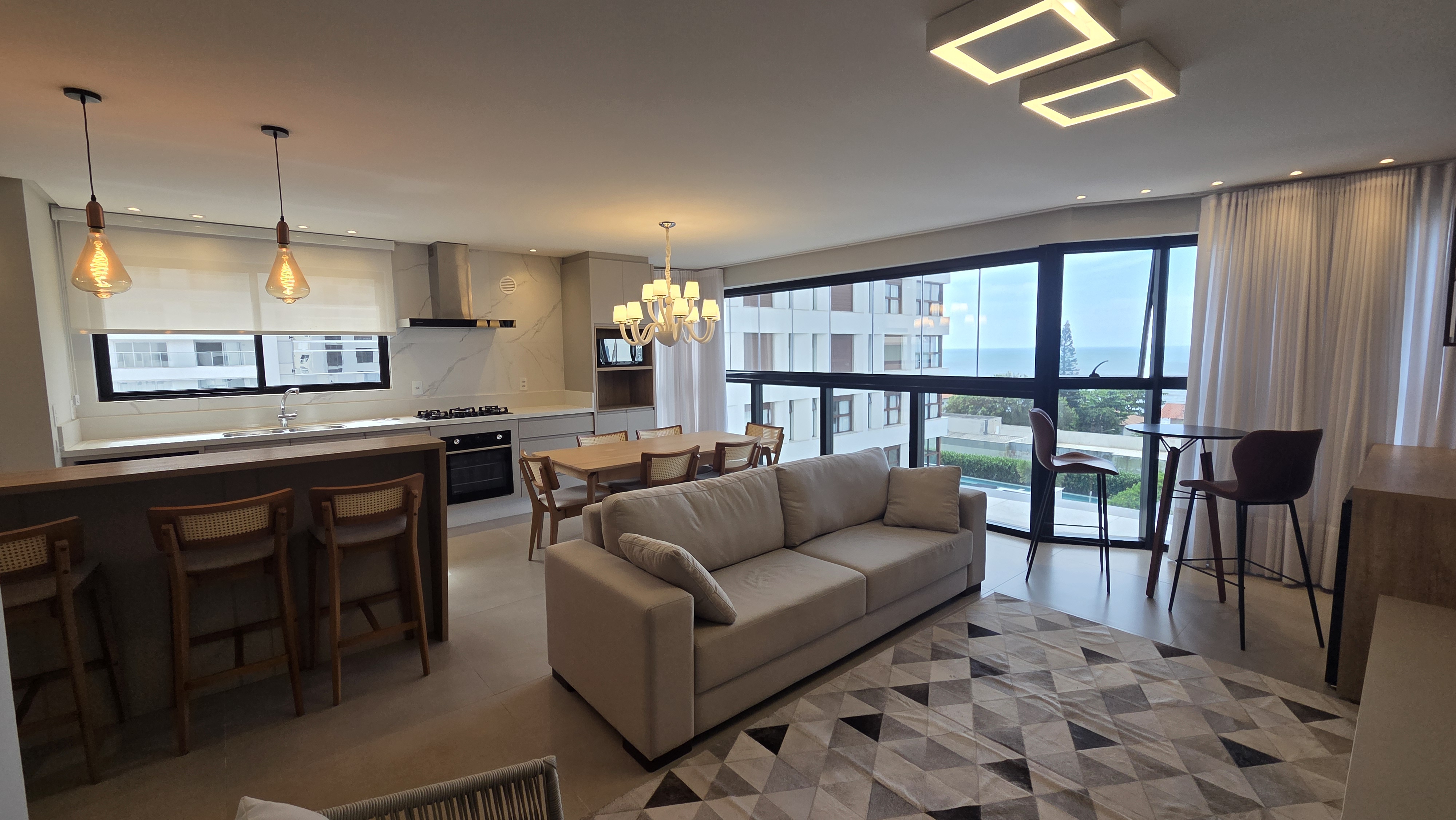 Apartamento com 3 quartos à venda em Balneário Piçarras/SC · PropWase