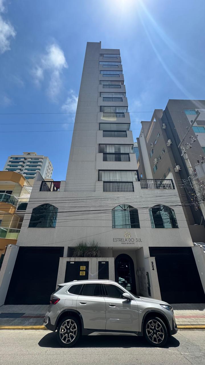 Apartamento com 2 quartos à venda em meia praia, Itapema/SC · PropWase